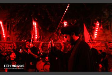 رژه‌ی شاه حسین گویان مکتب تشیع 3