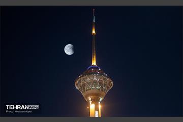 ماه خونین بر فراز تهران - 2 2