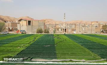 ساخت زمین چمن مصنوعی در شهر قصرشیرین 8