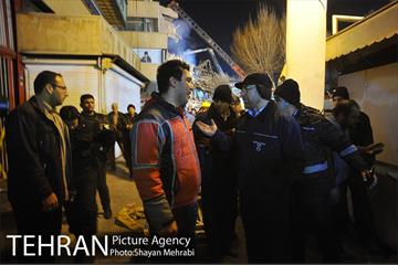 امداد رسانی شبانه در حادثه پلاسکو 34