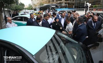 بازدید استاندار نجف اشرف از معاونت حمل و نقل و ترافیک 1