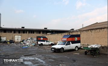 تخلیه و پلمب مرکز غیرمجاز پسماند در منطقه 17 43