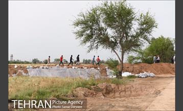 بازدید شهردار تهران از منطقه سیل زده پل سبحانیه دشت آزادگان 17