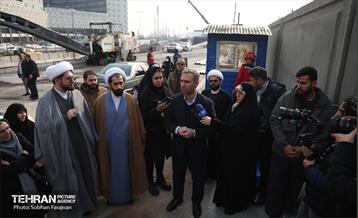 بازدید نخبگان منطقه ۵ از پروژه‌های عمرانی 44