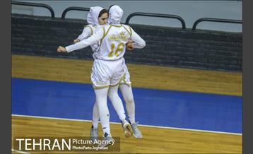 دیدار بسکتبال زنان  مهرام و گروه بهمن تهران 22