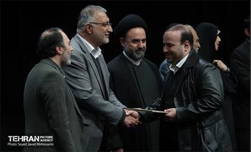 آیین تجلیل از فعالان بازسازی ها بعد از جنگ ۱۲ روزه 3