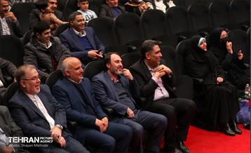 آیین تجلیل از همکاران نمونه شرکت خودرو سرویس شهر 13