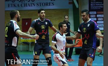 دیدار پیکان و شهرداری ارومیه در لیگ برتر والیبال 4