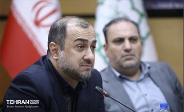 بازدید کمیسیون برنامه و بودجه شورای شهر از پروژه‌های منطقه 4 3