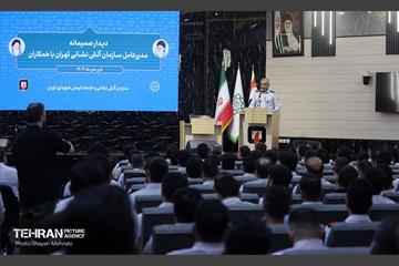 نشست مدیرعامل سازمان آتش‌نشانی تهران با کارکنان 28