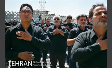 عزاداری تاسوعا در میدان امام حسین(ع) 8