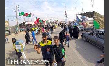 زائران مسیر کربلا  2