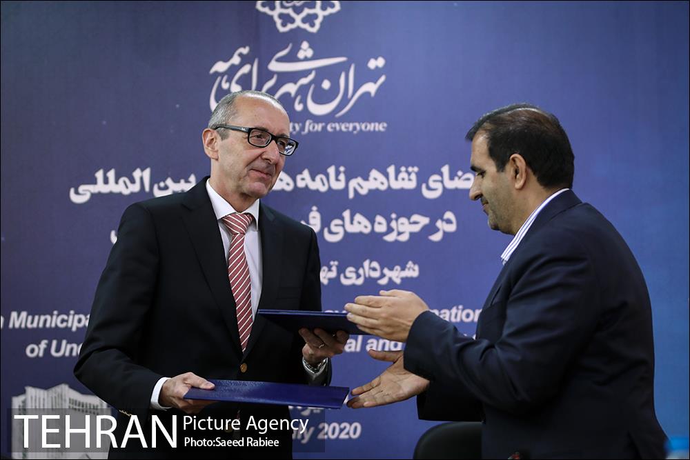 امضای تفاهم نامه همکاری بین المللی بین شهرداری تهران و سفارت اتریش 13