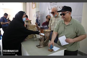 تور تهرانگردی قلب طهران
