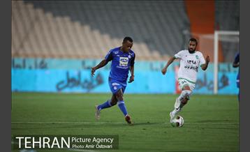 دیدار تیم های استقلال تهران و ماشین سازی تبریز 1