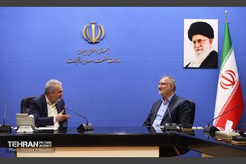 تفاهم‌نامه همکاری شهرداری تهران و وزارت صمت 8