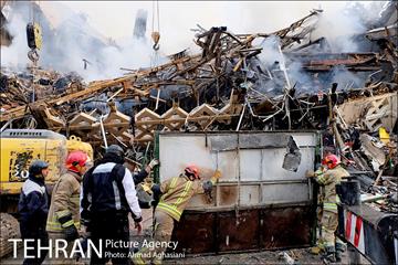 دومین روز نبرد با آوار پلاسکو 15