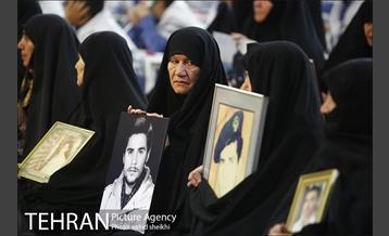 نواختن زنگ دانش آموز شهید در روز اول مهر 11