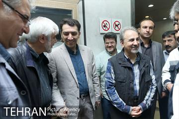 مترو سواری شهردار تهران به مناسبت روز جهانی بدون خودرو 11