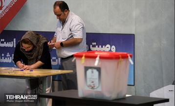 انتخابات چهاردهمین دوره ریاست جمهوری - حسینیه جماران 32