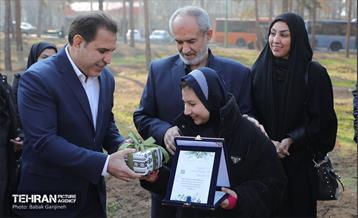 آیین کاشت ۱۰۰۰ نهال به مناسبت میلاد با سعادت حضرت علی (ع) 12
