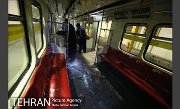 آغاز عملیات ضدعفونی کردن مترو تهران 23