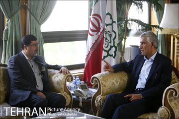 اولین جلسه محمد علی افشانی در دفتر شهردار تهران 27