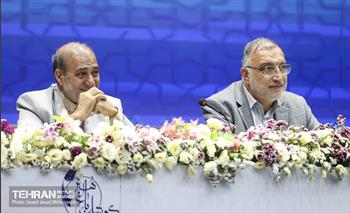 هم اندیشی صمیمانه شهردار تهران با سازندگان شهر 13