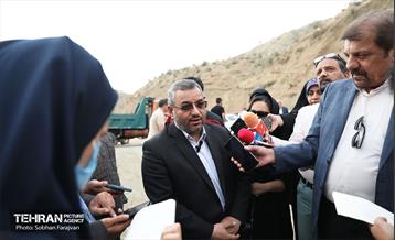 تور بازدید اصحاب رسانه از روند لایروبی مسیل ها و قنوات 24