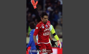 دیدار استقلال تهران و تراکتورسازی در لیگ برتر فوتبال 19