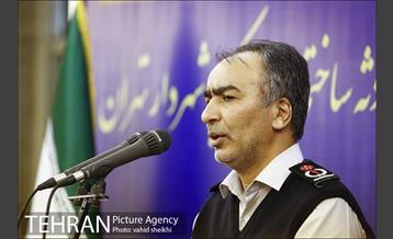 نشست صمیمانه خانواده های شهدای آتش نشان حادثه ساختمان پلاسکو با شهردار تهران 19