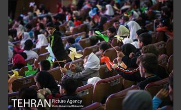 جشن بوی کاغذ رنگی 19