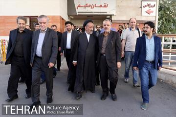 بازدید دکتر مسجدجامعی از مقبره ملک المتکلمین و صوراسرافیل  6