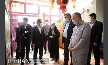 بازدید شهردار تهران از مدرسه صبح رویش و مسجد شهید هرندی 11