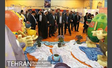 بازدید شهردار تهران از نمایشگاه نوروزی عطر یاس و مرکز اسکان نوروزی منطقه ۲۰ 2
