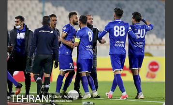 دیدار تیم های فوتبال استقلال و فولاد خوزستان 18