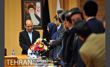 جلسه دورنگاه ارتباطات تهران شهر 25