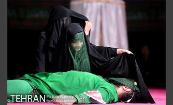 اجرای تغزیه اباعبدالله الحسین در میدان ولیعصر(عج) 25