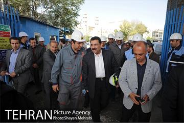 ورود دستگاه تمام مکانیزه(TBM) به ایستگاه مترو شهدا 2