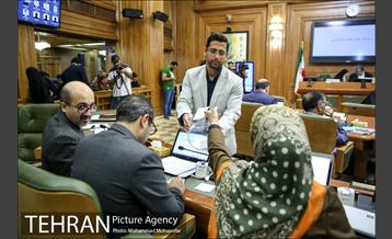 صد و چهل و دومین جلسه شورا شهر 18