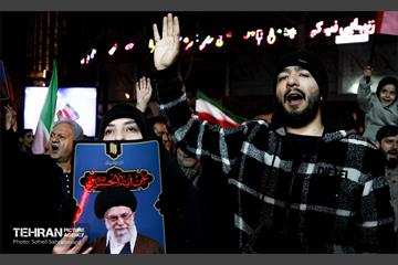 مراسم سوگواری هفتمین روز شهادت رهبر انقلاب در میدان هفت‌حوض