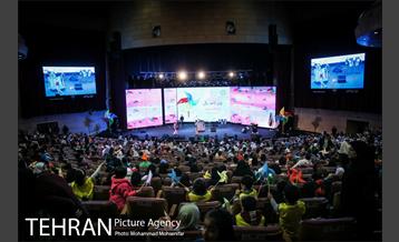 جشن بوی کاغذ رنگی 21