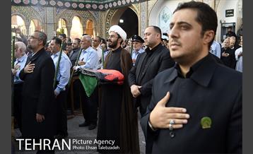 مراسم تعویض پرچم گنبد حرم حضرت عبدالعظیم (ع) 8