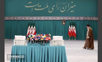 حضور رهبر انقلاب در دور دوم انتخابات مجلس شورای اسلامی 2