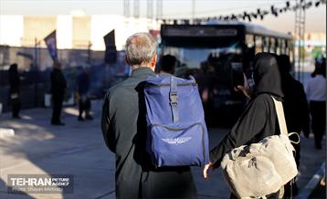 آیین بدرقه کاروان اعزامی اتوبوس های خادم الحسین (ع) 41