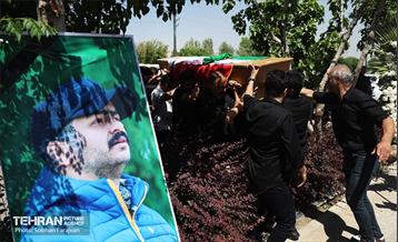 مراسم تشییع و خاکسپاری حمیدرضا درجاتی 6