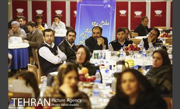 نشست صمیمانه خانواده های شهدای آتش نشان حادثه ساختمان پلاسکو با شهردار تهران 21