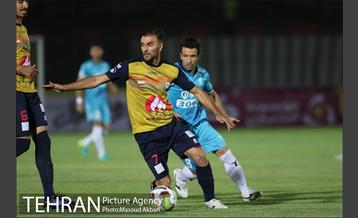 دیدار دو تیم پیکان تهران و نفت تهران 9