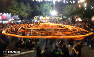 آئین سنتی مشعل گردانی تهران(محرم ۱۴۴۵) 11