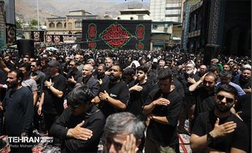 عزاداری ظهر عاشورا در امامزاده صالح (ع) 42